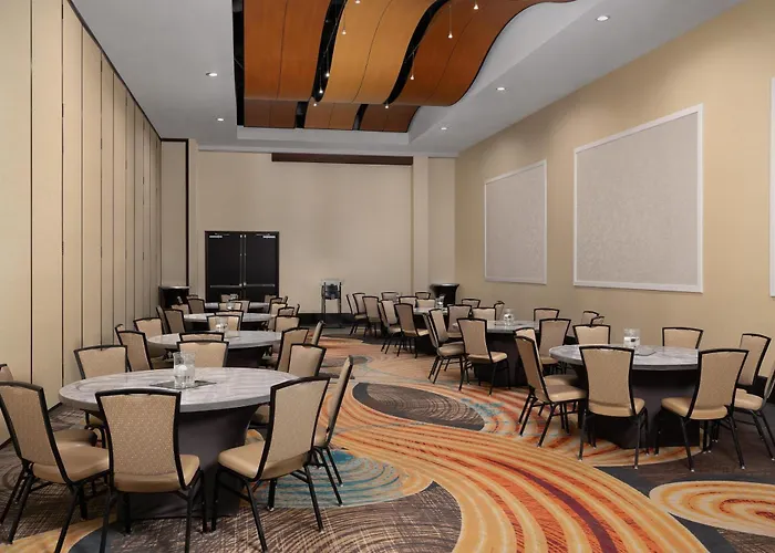 Embassy Suites By Hilton Knoxville West