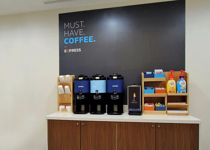 Holiday Inn Express & Suites Alcoa Knoxville Airport By Ihg